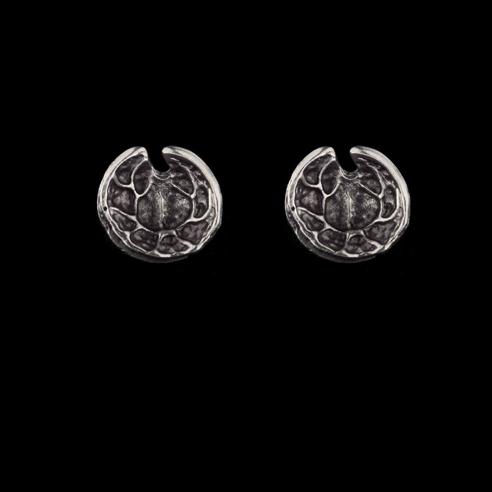 MOYA stud earrings