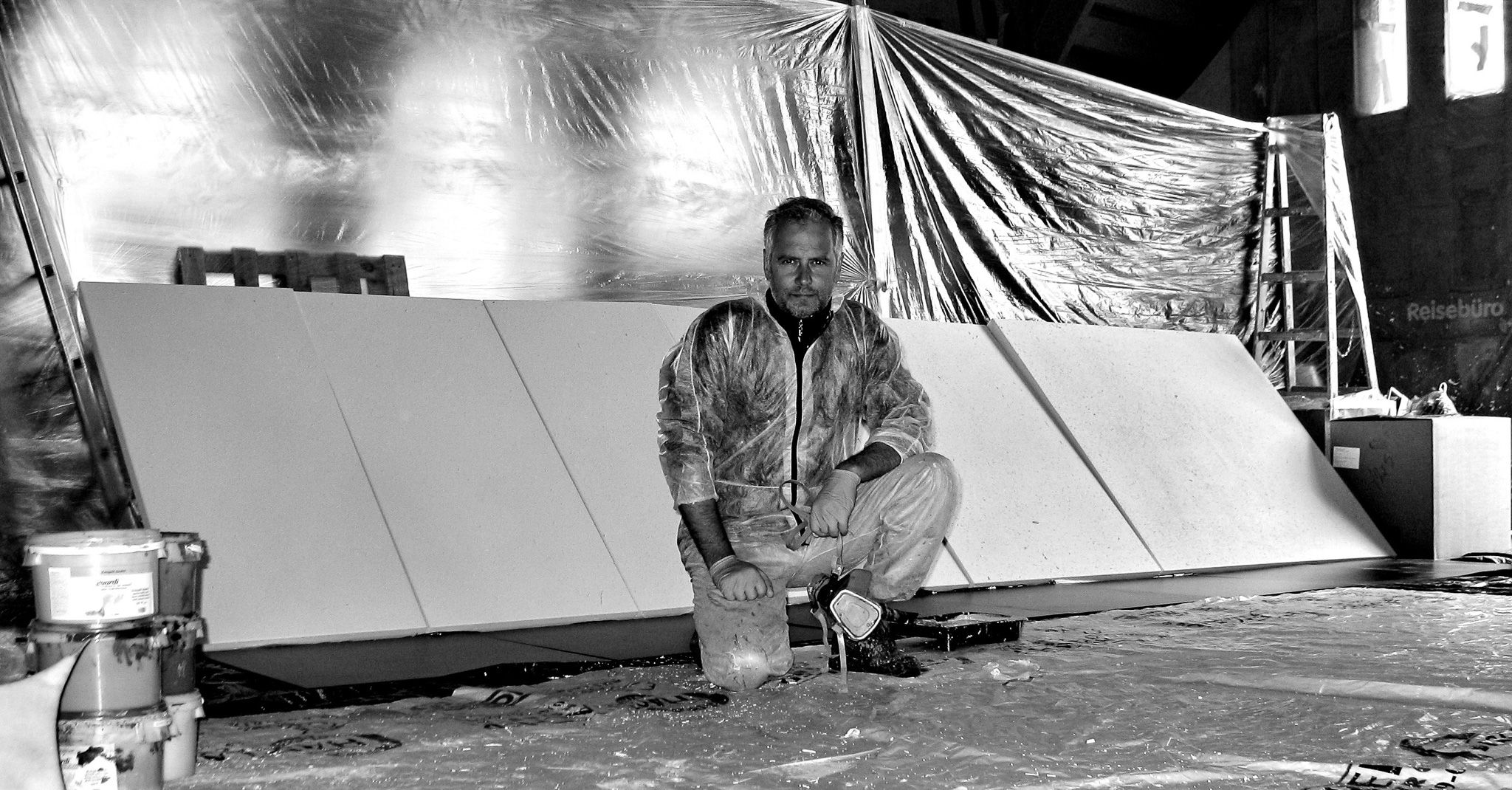 ROBERTO LEONARDI/ THE PAINTER IN FOCUS