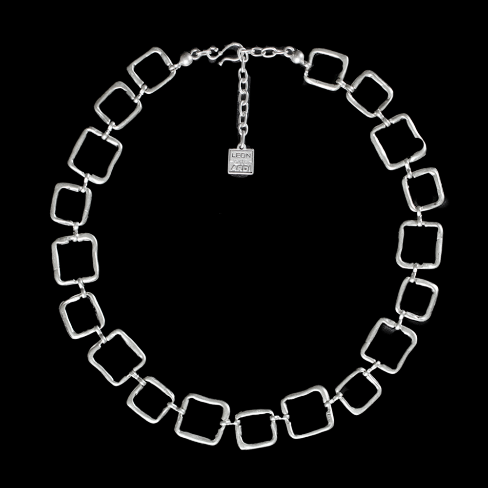 Collier LYRA-1