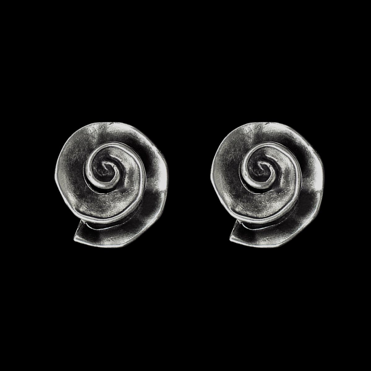 Stud earrings ANURA