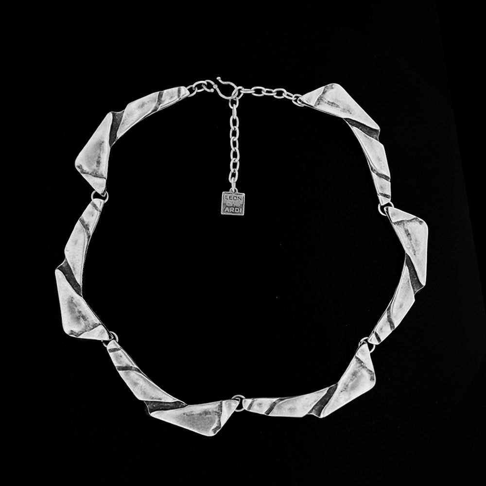 CHAMY necklace